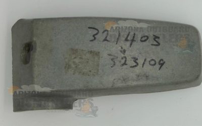 0321403 – Lower Mount Housing (Starboard) – Johnson / Evinrude / OMC