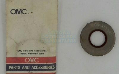 0323092 NOS OEM OMC Johnson Evinrude Lower Crank Seal